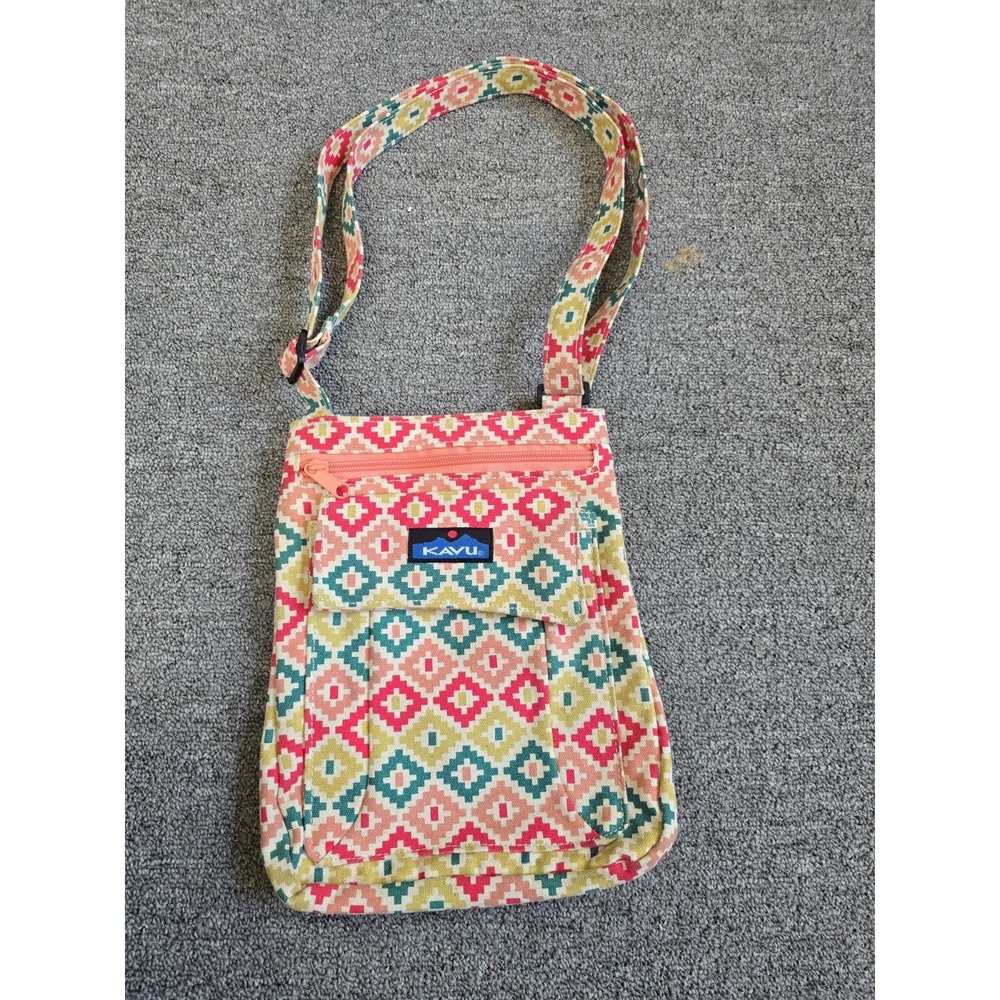 Kavu "Keeper" Canvas Geometric Print Crossbody Bag Adjustable Strap
